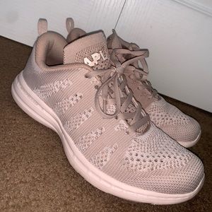 Womens TechLoom Pro APL Sneaker